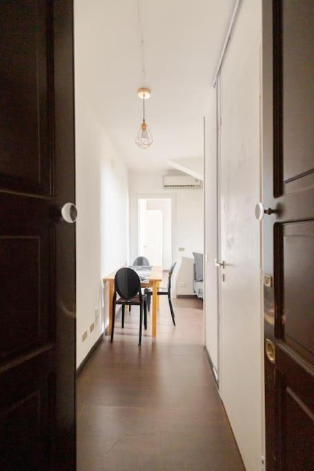 Sky-View Flat In Milan Apartment Exterior photo